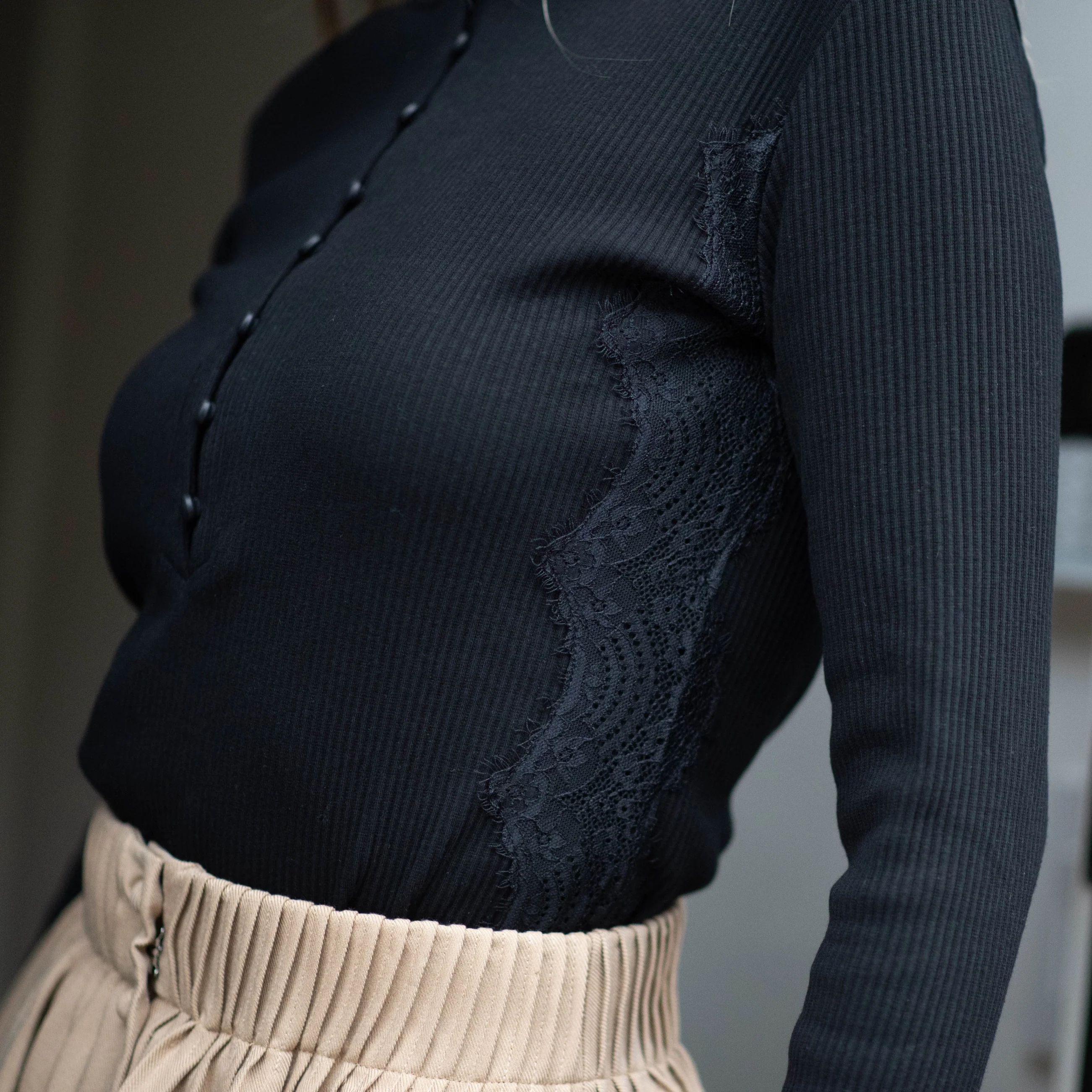 Rib Lace Top | Black [Final Sale] - Image 4