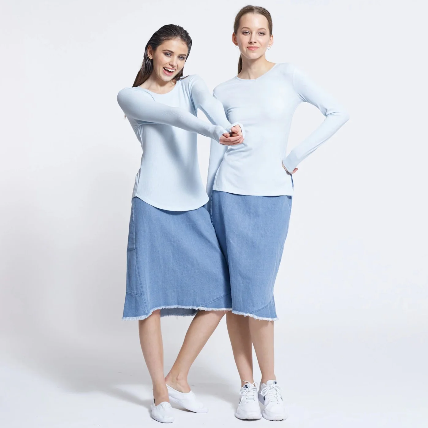 Ribbed V-neck Tee | Baby Blue - Image 5