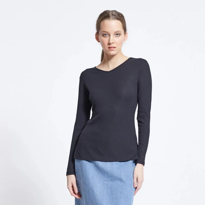 Ribbed V-neck Tee | Black - Image 5
