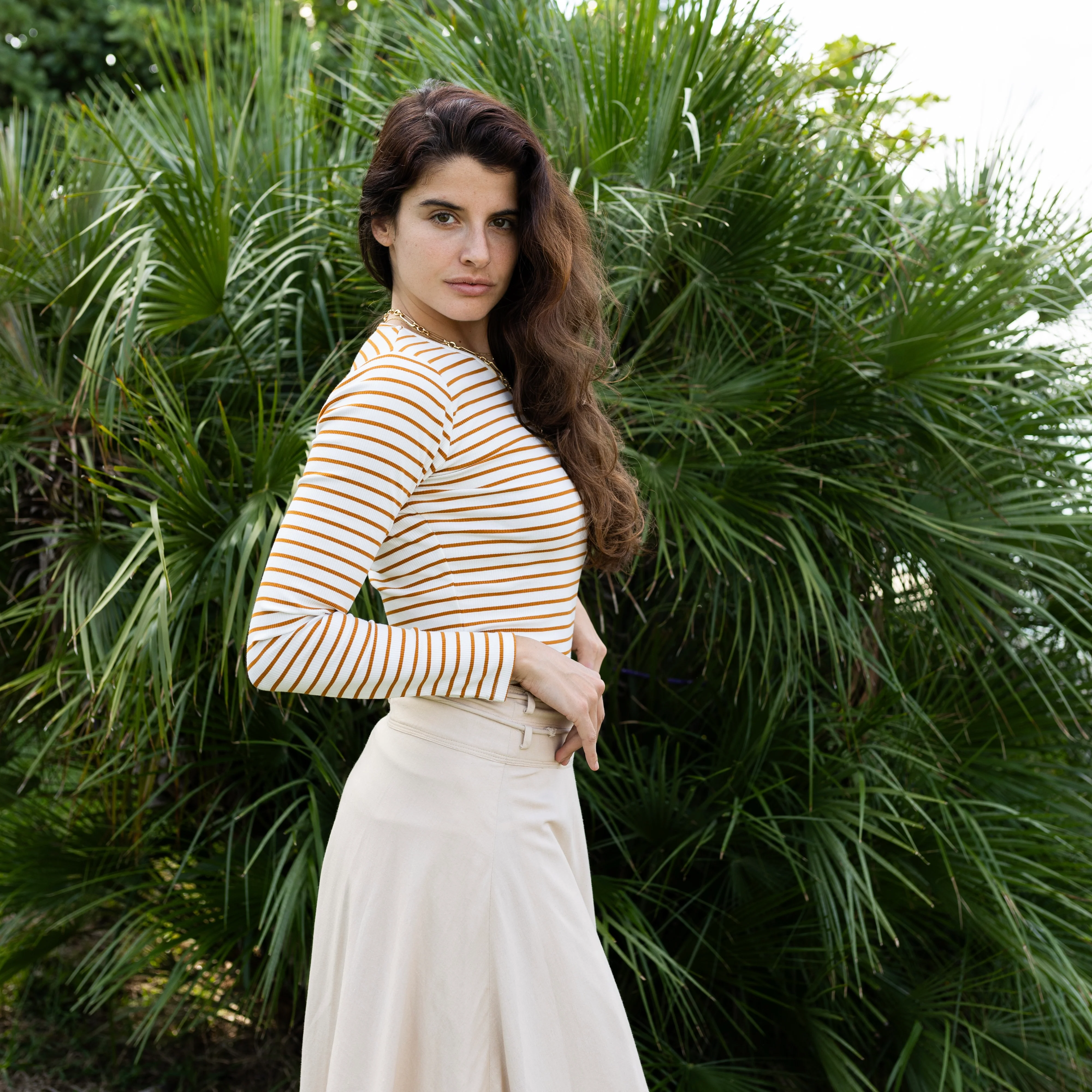 Striped Rib V-Neck | White/Rust - Image 3